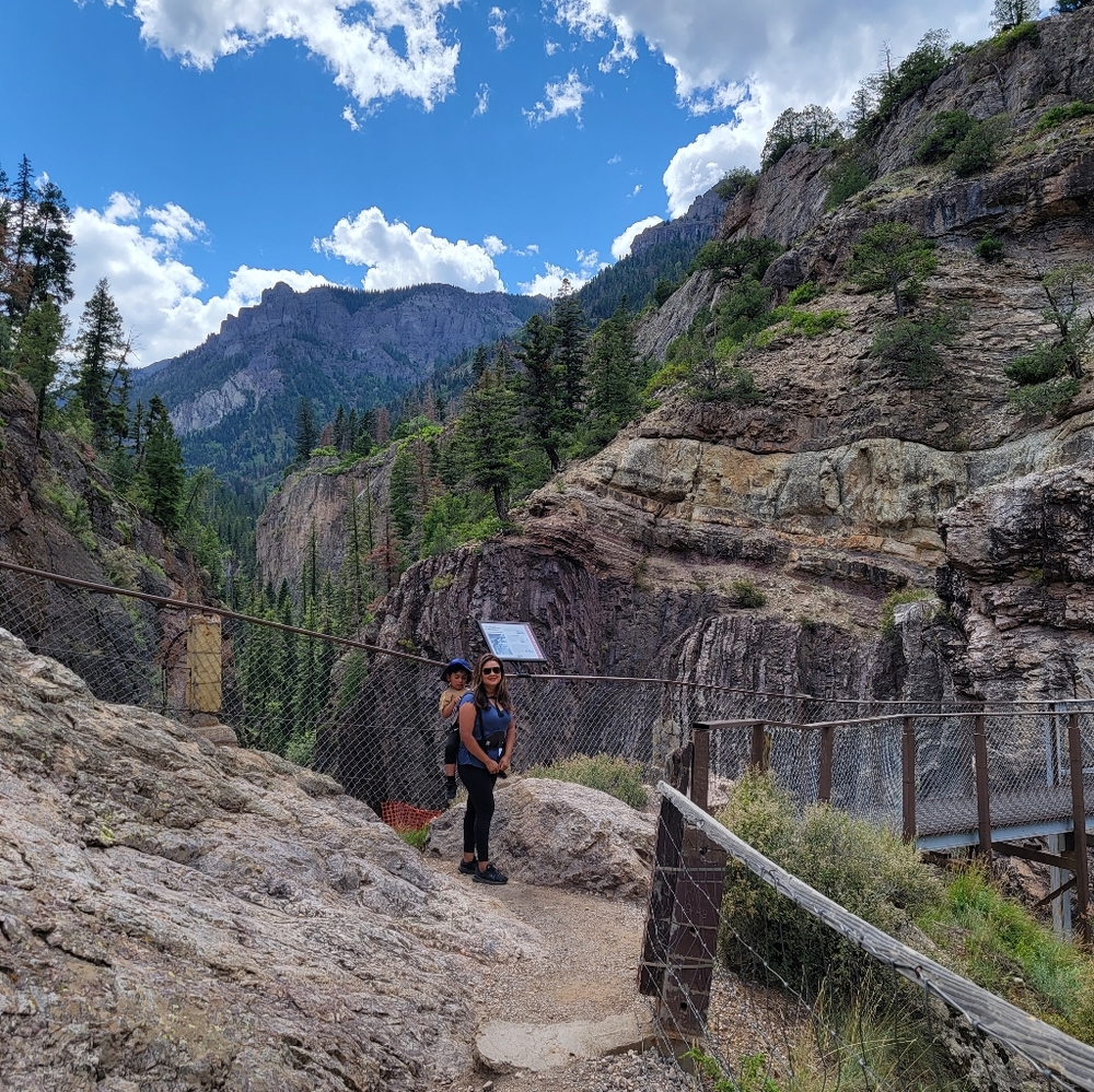 Meet your Posher, Zugue